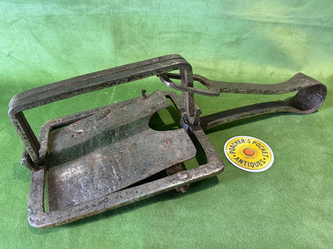 Large Square 8 1/2” Jaw Trap