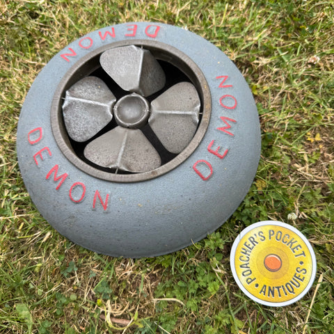Demon Beetle Trap with Red & Blue Livery