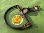 D-shape Egg Baited Spring Trap